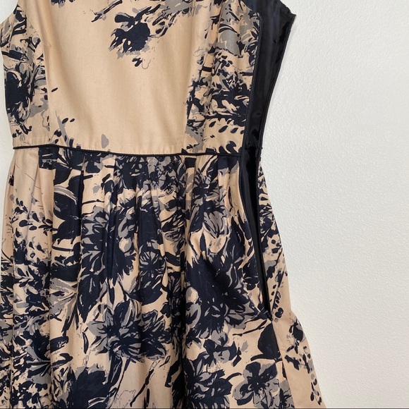 Oasis Princess Style Sleeveless Dress Floral Tan/Black Looks Vintage. - Picture 6 of 6